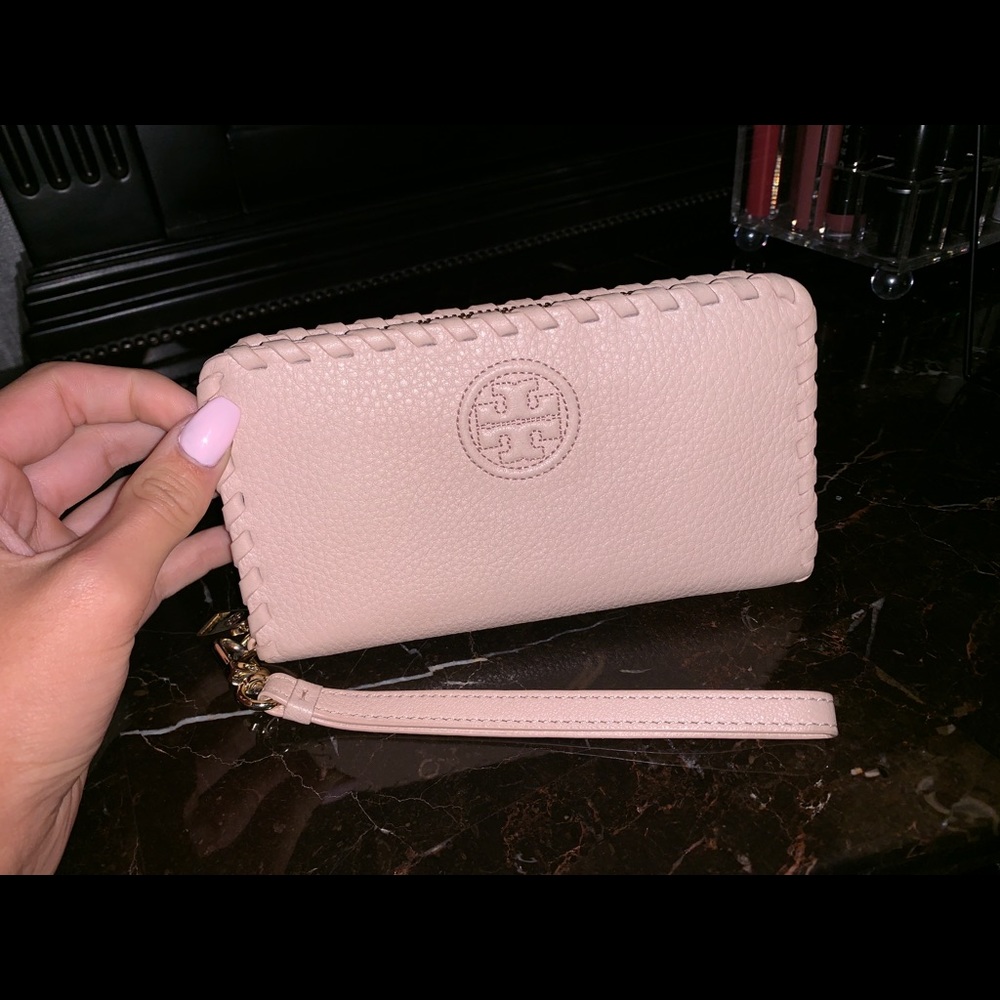 TORY BURCH wristlet/ phone wallet